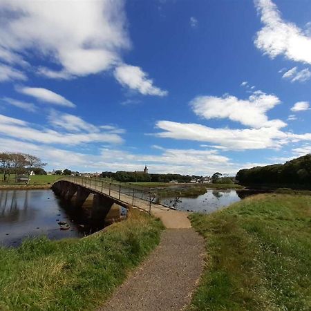 Highland Caravan Hotel Wick  Bagian luar foto
